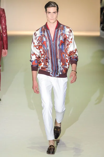 Look 21